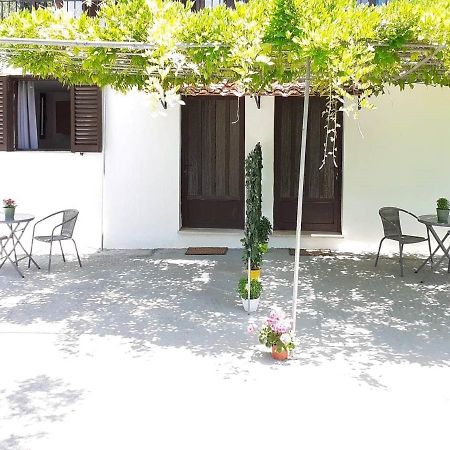 Daphnes Apartments Ratzaklíon المظهر الخارجي الصورة